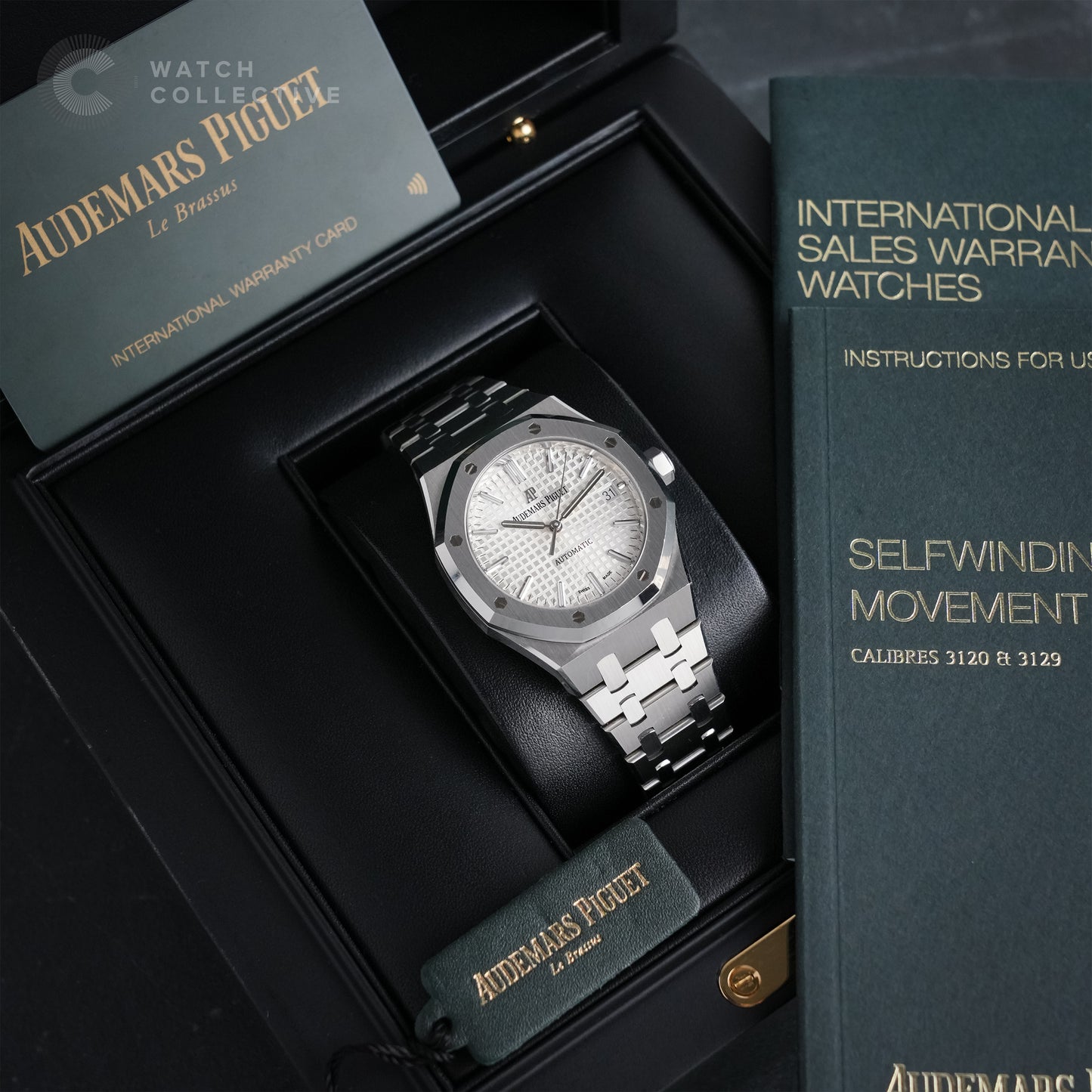 Audemars Piguet Royal Oak 15450ST 37mm White Dial | 2018 Complete Set