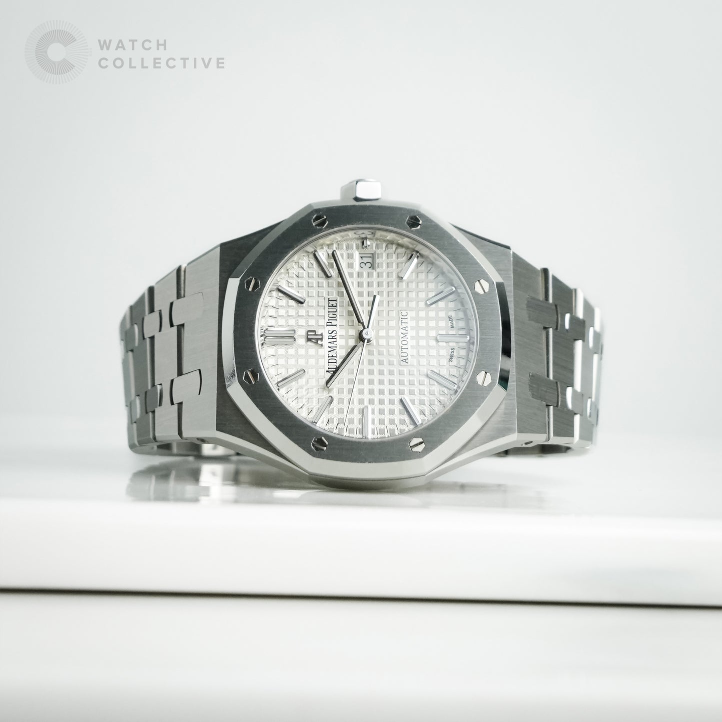 Audemars Piguet Royal Oak 15450ST 37mm White Dial | 2018 Complete Set