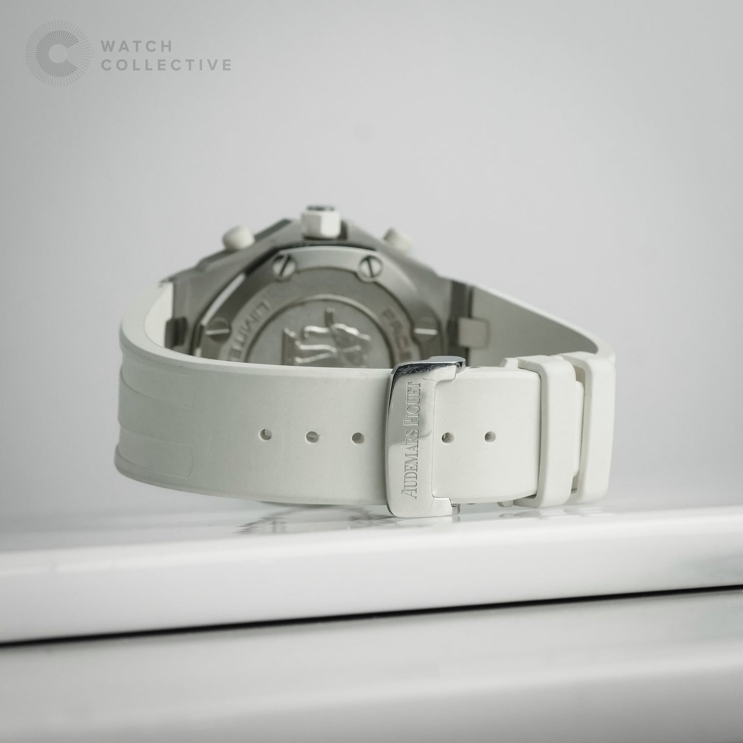 Audemars Piguet Royal Oak Offshore White Ceramic "Pride of Siam" 26172SO | Limited Edition of 100pc