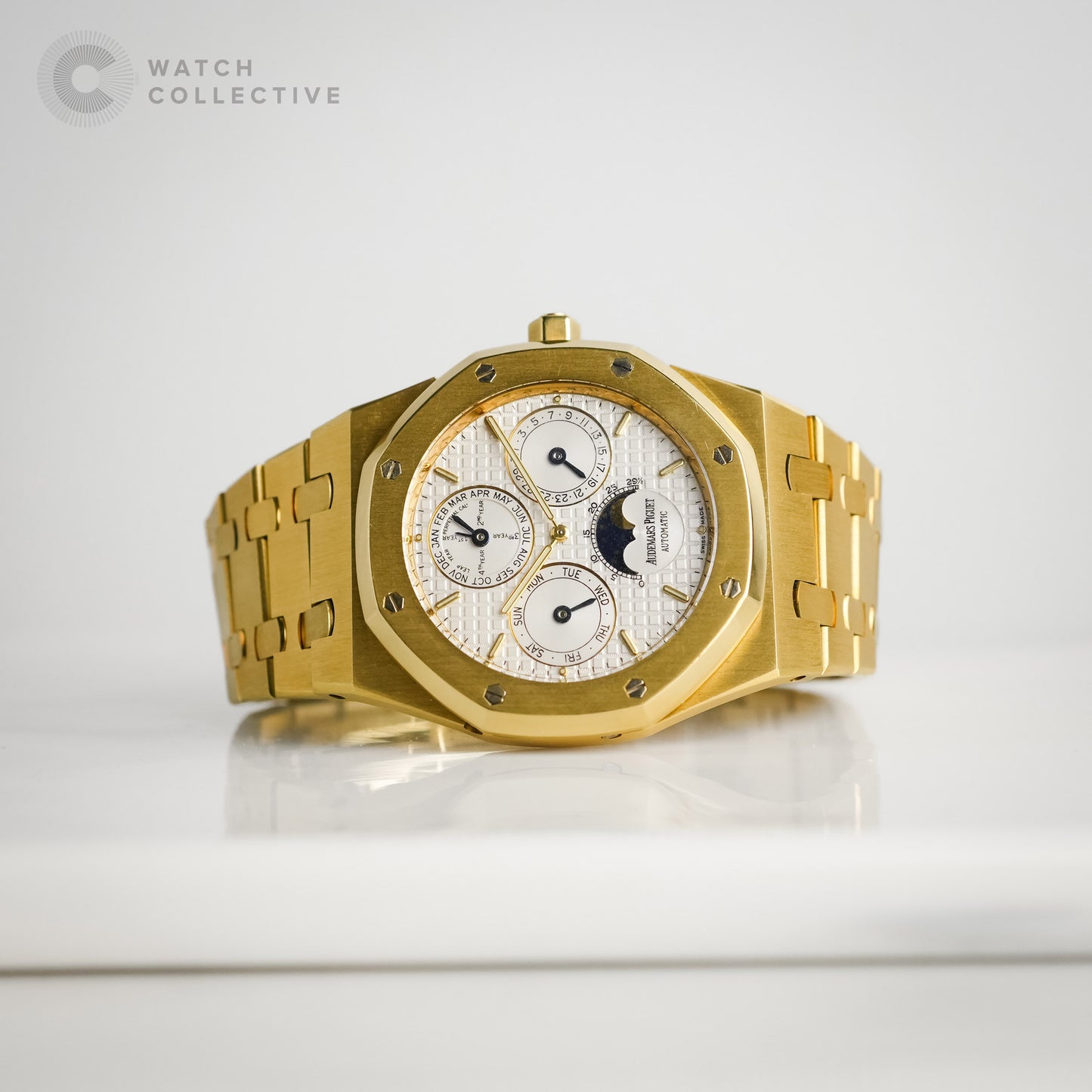 Audemars Piguet Royal Oak Perpetual Calendar 18K Yellow Gold 39mm Automatic
