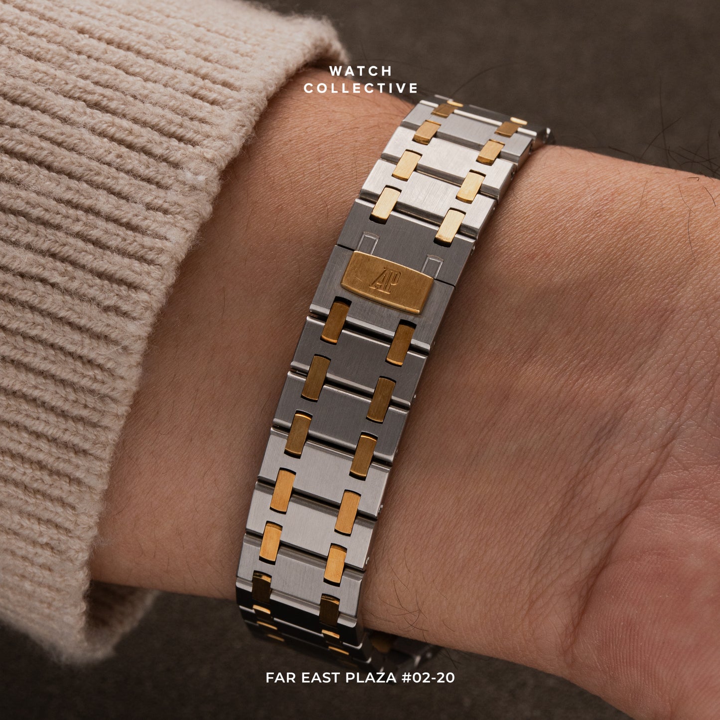 Audemars Piguet (EXTREMELY MINT) Royal Oak Gold/Steel automatic 30mm