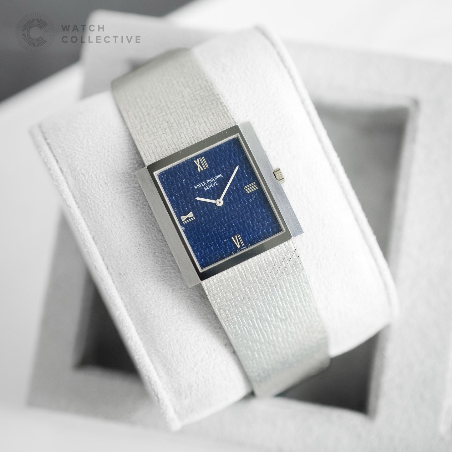 Patek Phillipe Ellipse Integrated Bracelet Rectangle 18K White Gold Blue Dial 3571/1