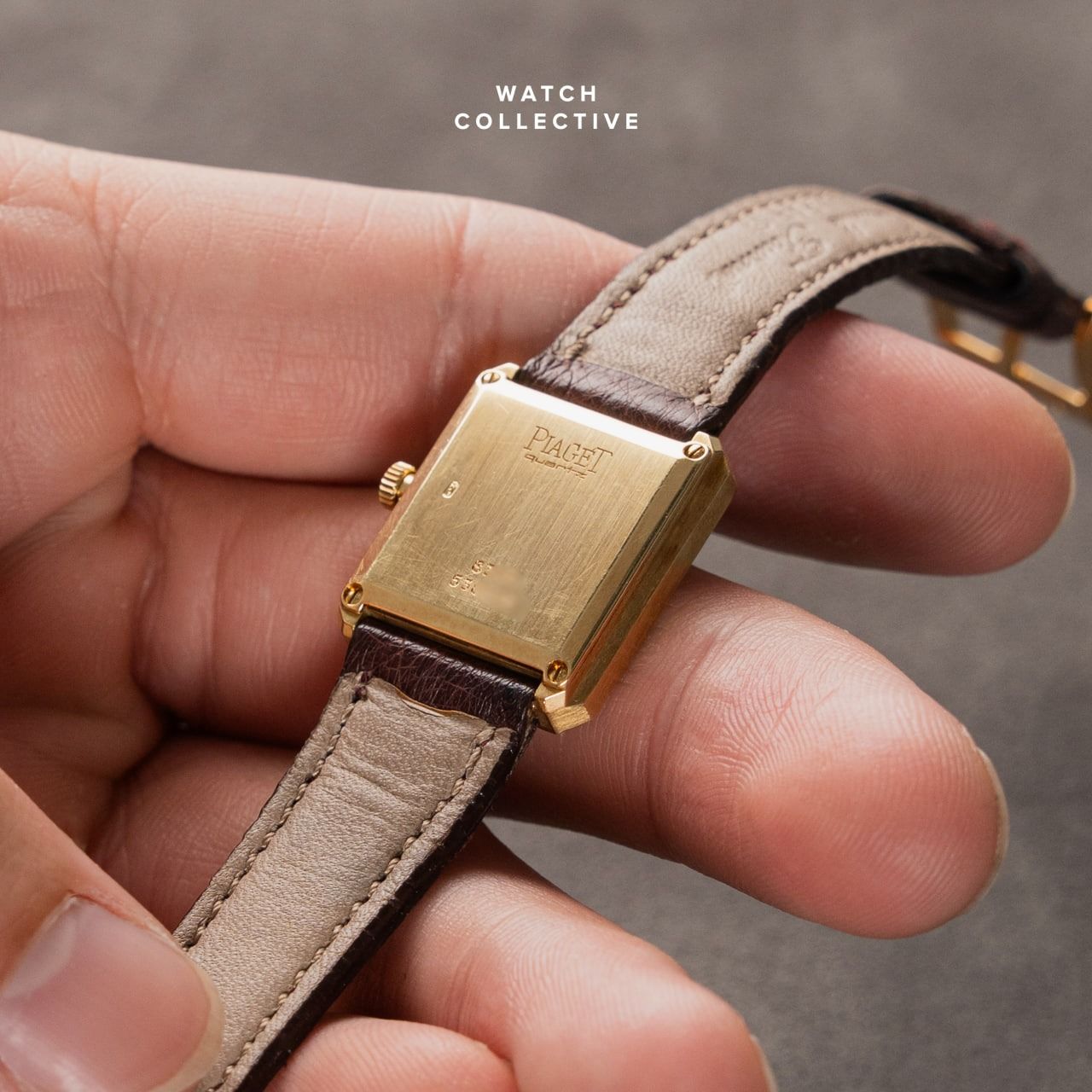 Piaget Protocole Blue Ribbed Dial 18k Yellow Gold Dial 20mm Quartz 8354