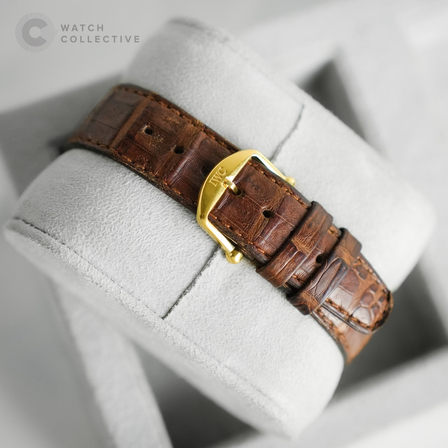 IWC Da Vinci Perpetual Calendar 18K yellow gold 38mm automatic IW3750