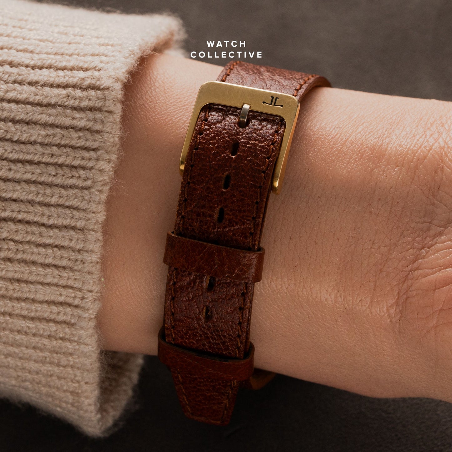 Jaeger-LeCoultre Reverso Ultrathin 18k Yellow gold 23x38mm quartz 140.105