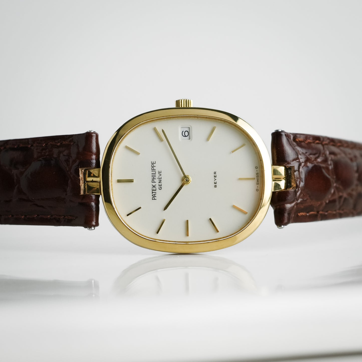 Patek Philippe Ellipse 18k yellow gold Double stamped Vintage 29mm quartz 3930J
