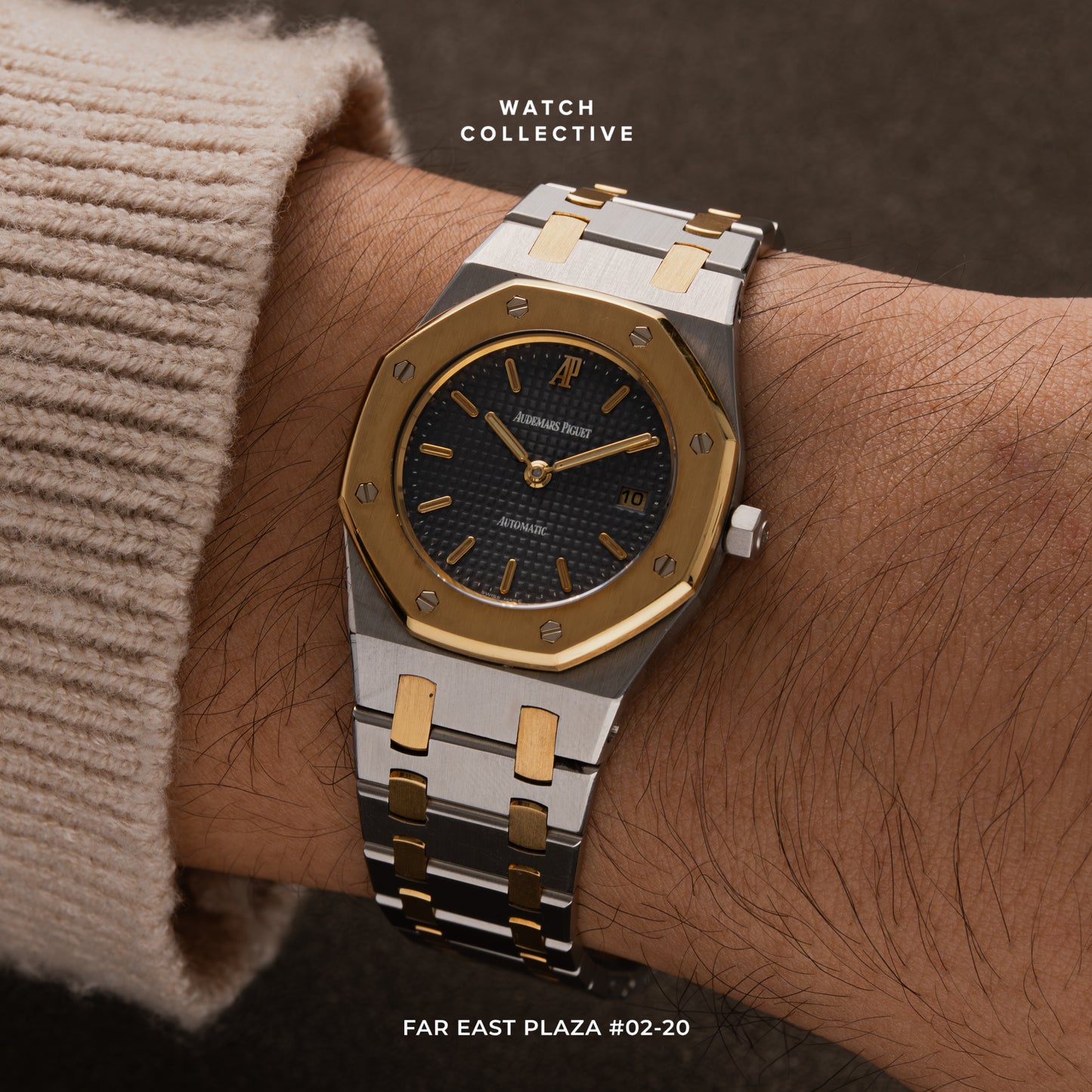 Audemars Piguet (EXTREMELY MINT) Royal Oak Gold/Steel automatic 30mm