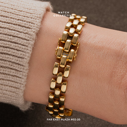 Chopard Happy Diamonds Sapphire heart 18k Yellow Gold Quartz 26mm (Only one other available at 97k)