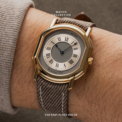 Daniel Roth Extra Plat 18k yellow gold 35x38mm automatic