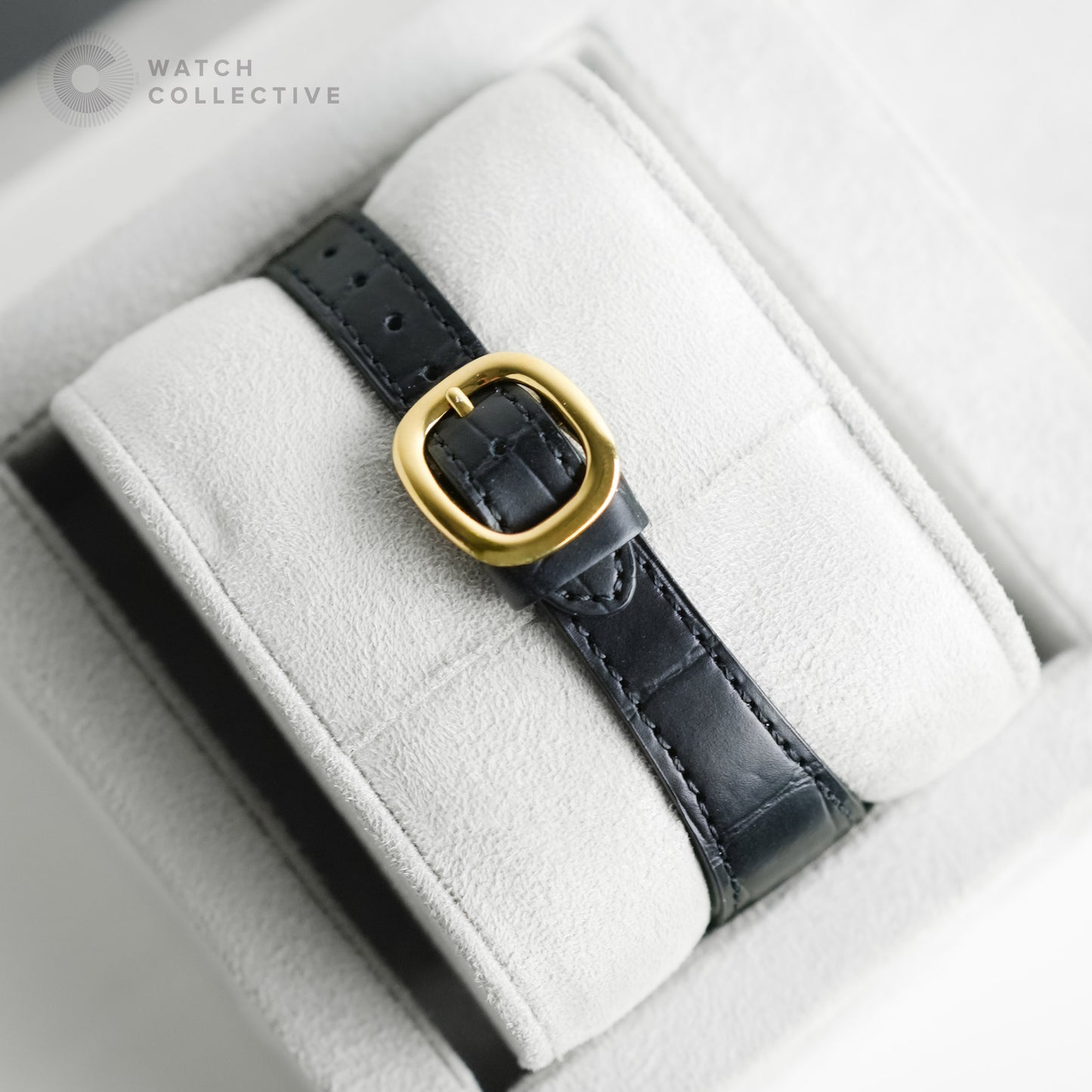 Patek Philippe Gondolo 18k Yellow Gold 26x34mm quartz 4850