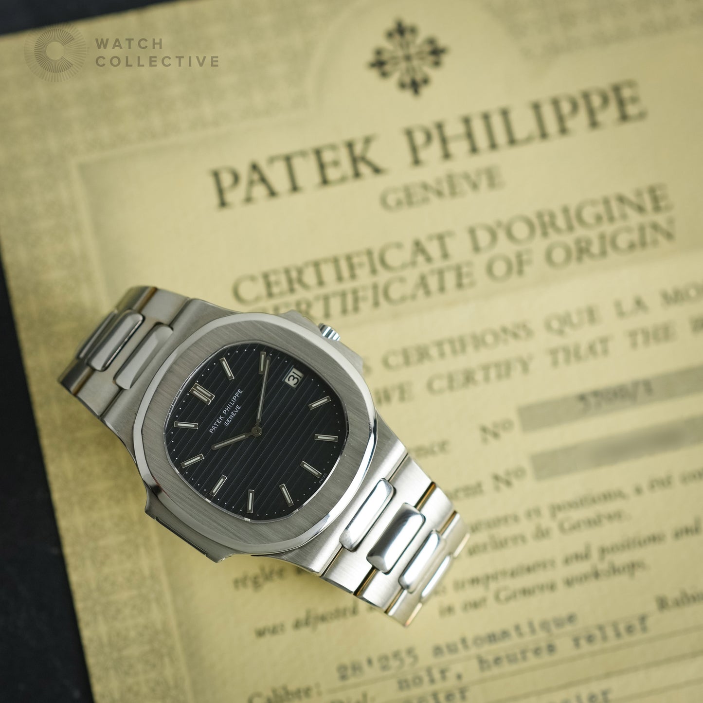 Patek Philippe Nautilus Stainless Steel 40mm JUMBO 3700/1A (Serviced by patek 2022)