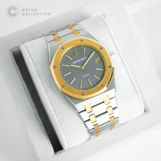 Audemars Piguet Royal Oak yellow gold black dial 39mm