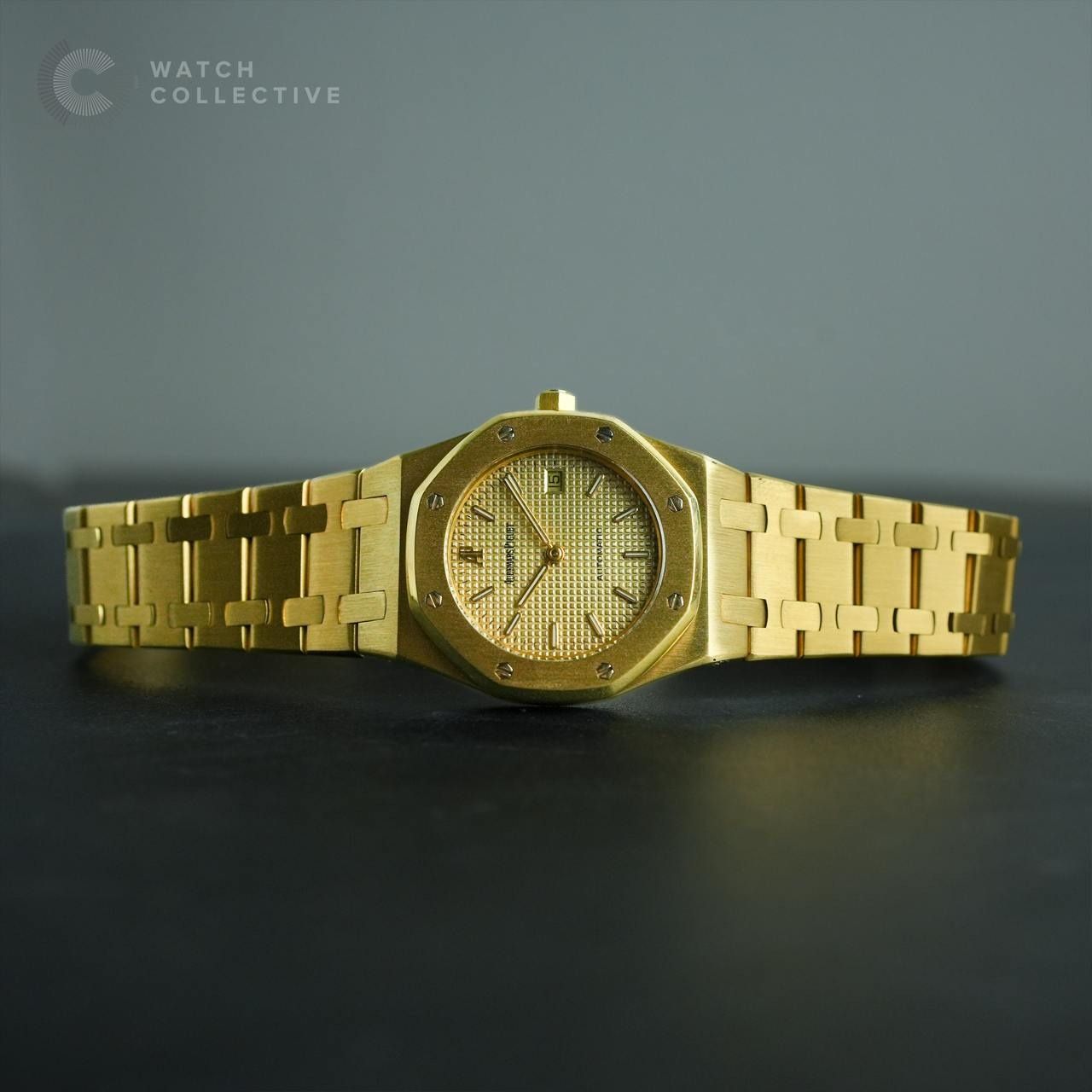 Audemars Piguet Royal Oak Ladies 18k Yellow gold 30mm automatic 14470BA