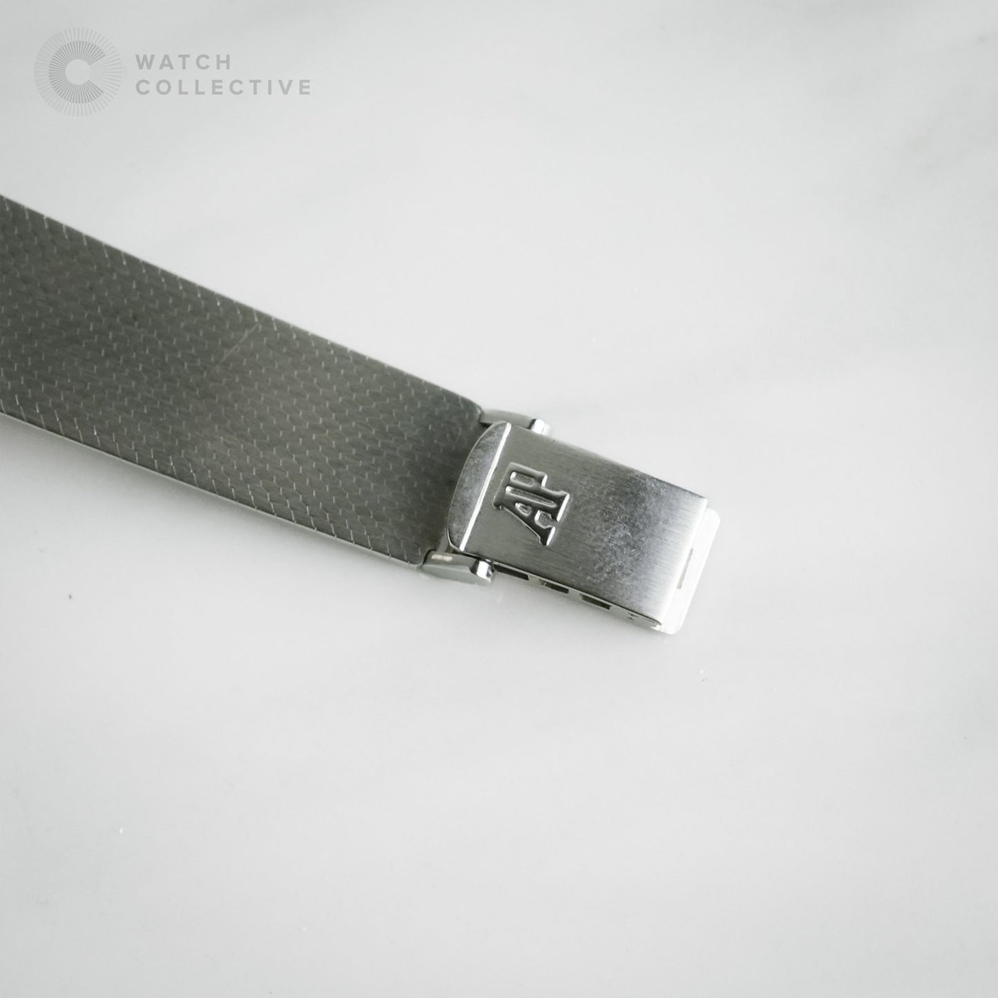 Audemars Piguet Vintage Classic Blue Dial 18k White Gold 24mm Manual Wind