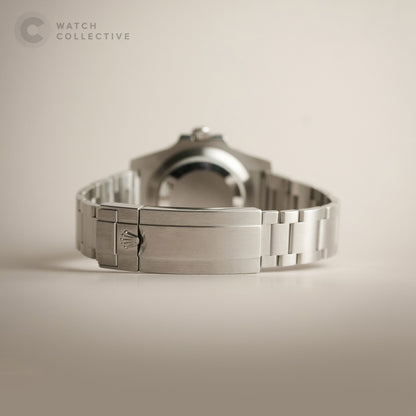 Rolex Submariner Date Hulk Stainless Steel 40mm Automatic 11610LV