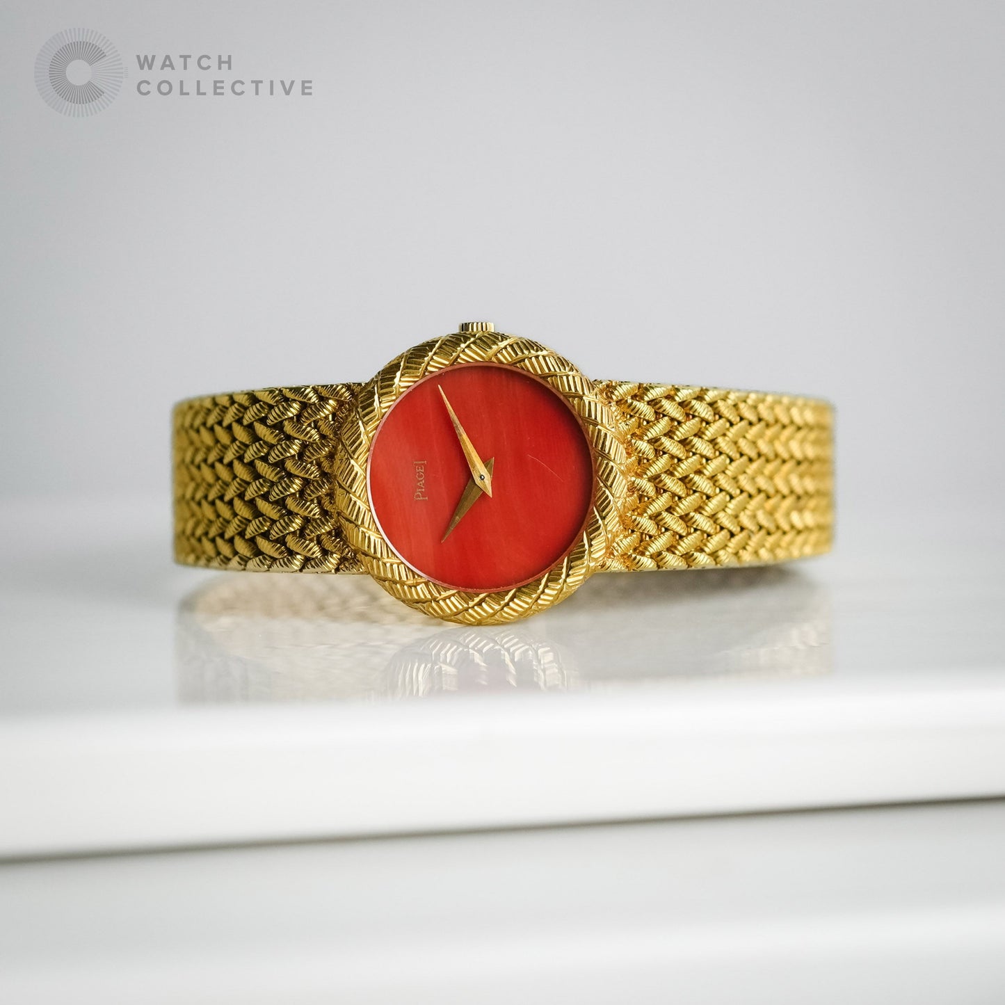 Piaget Coral Dial 18k Yellow Gold integrated bracelet 24mm Manual 9040 D 3