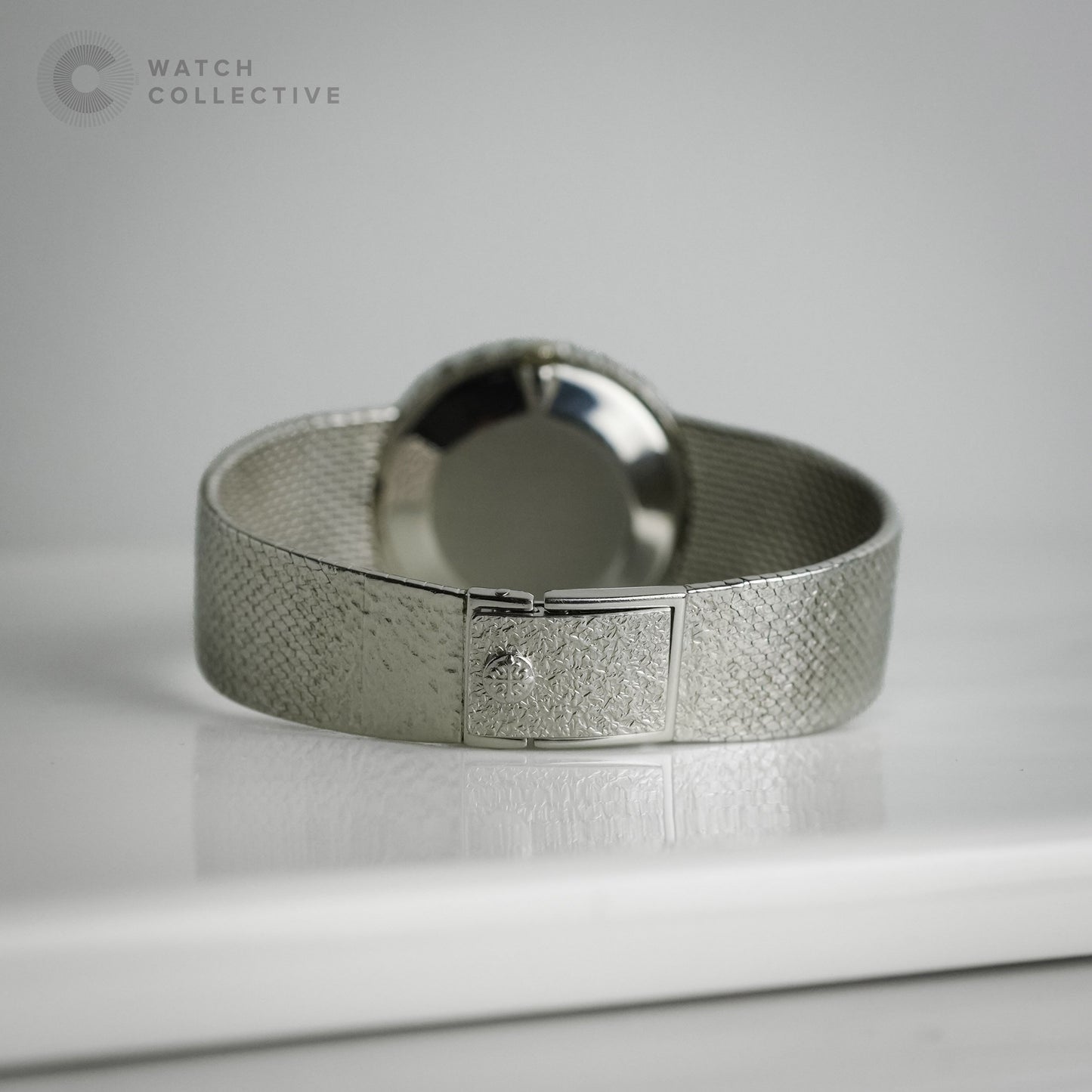 Patek Philippe Ellipse 18k White Gold Blue Dial Diamond bezel 27mm Manual 4216/1