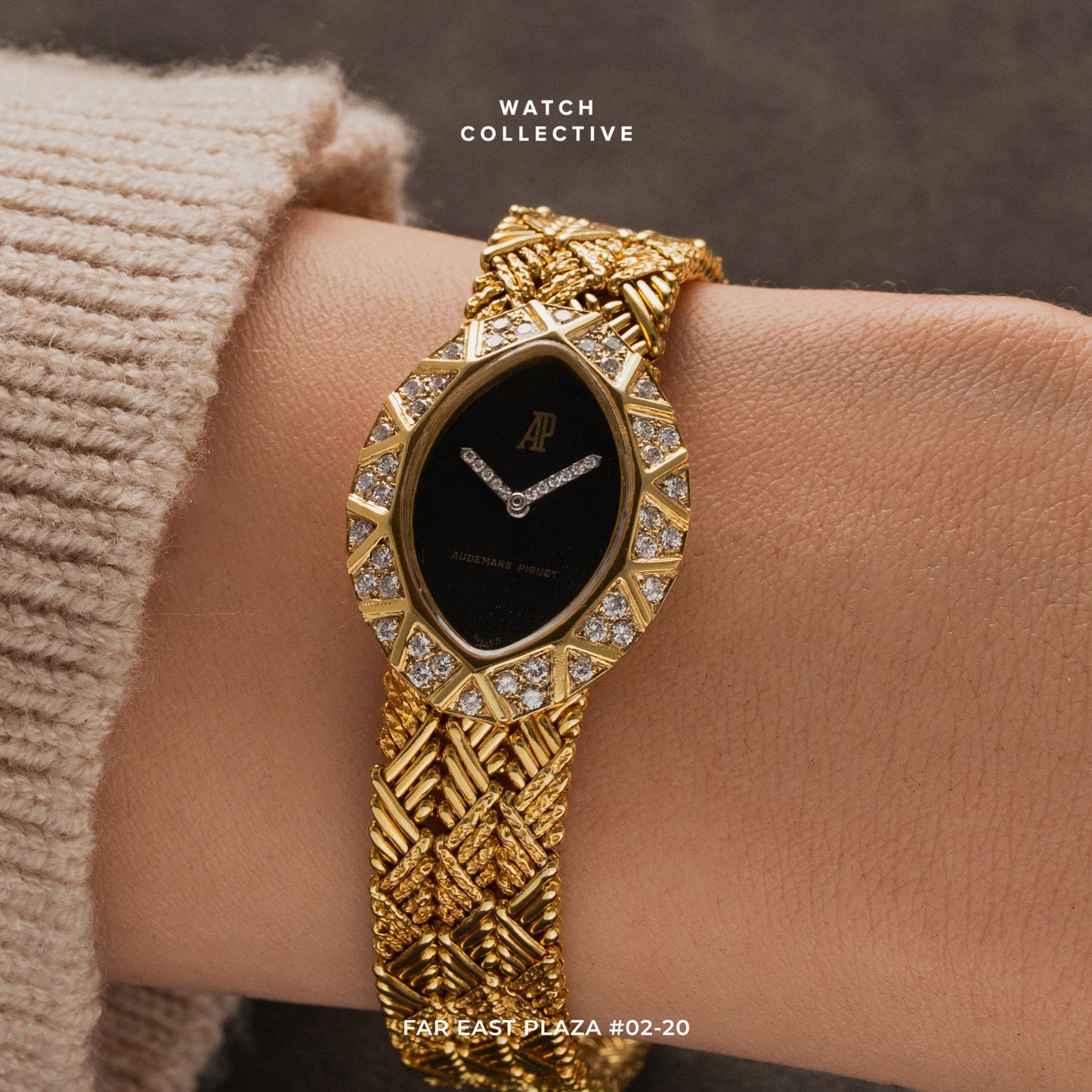Audemars Piguet Vintage Factory Diamonds Black Dial 18K Yellow Gold 20.5mm Manual
