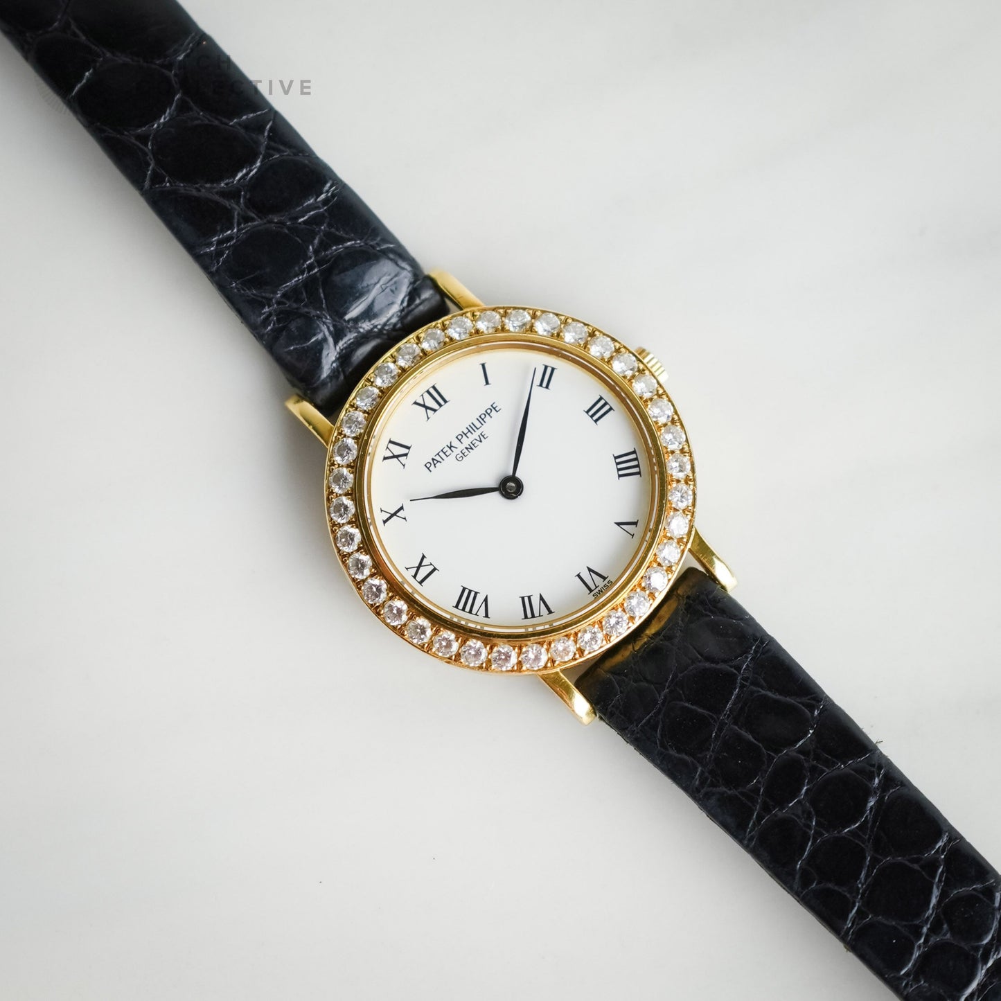 Patek Philippe Calatrava 18k Yellow Gold Diamond Bezel 25mm quartz 4820