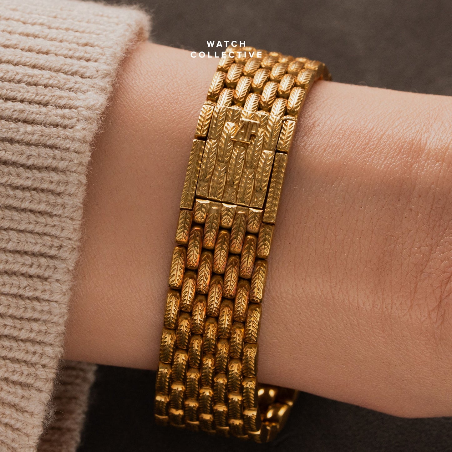 Audemars Piguet Cobra Gold Feather Bracelet 18k Yellow Gold 26mm Manual 4579/901