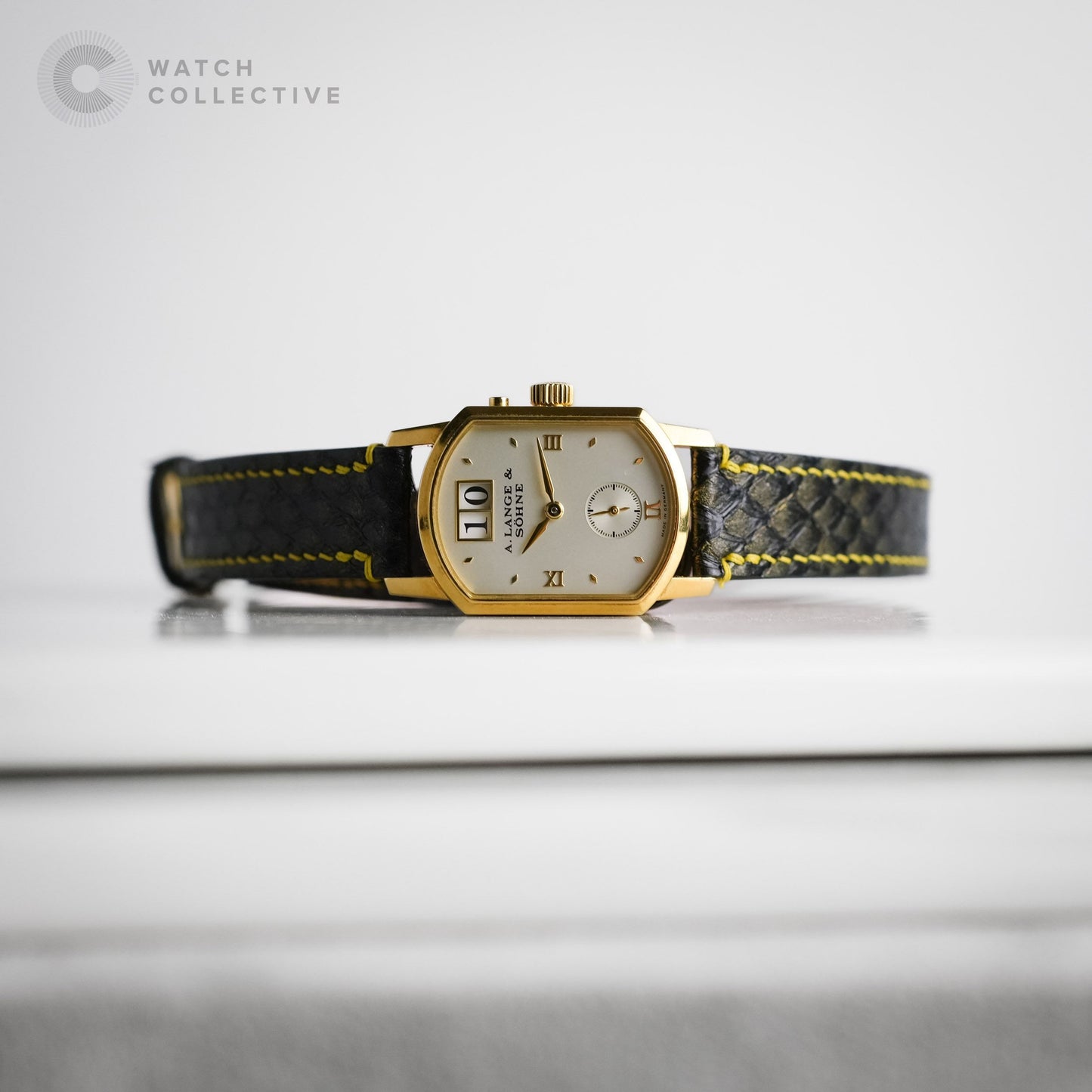 A. Lange & Sohne Arkade 18k Yellow gold 22x36mm manual 103.021