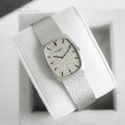Patek Philippe Ellipse 18k White gold hammered dial and bracelet 26mm Manual 3567