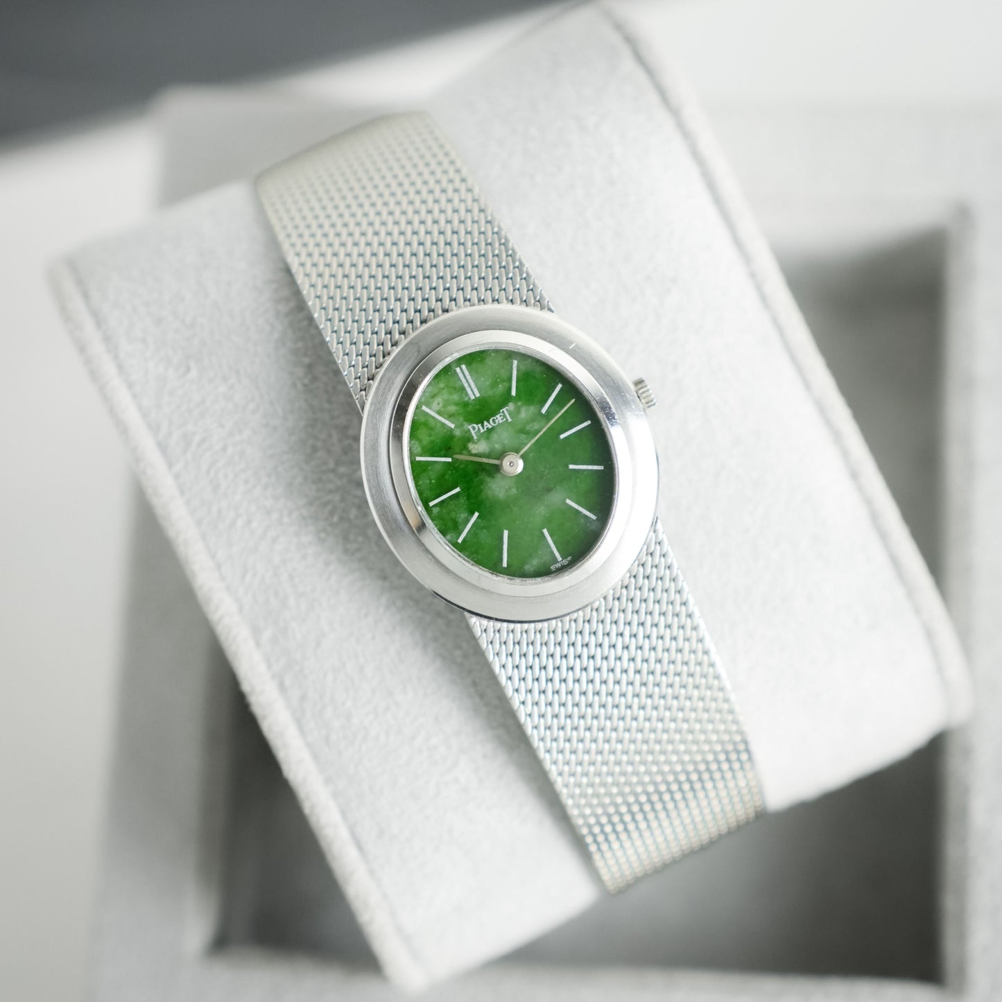 Piaget 18K White Gold Integrated Bracelet Jade Dial 9333 B11