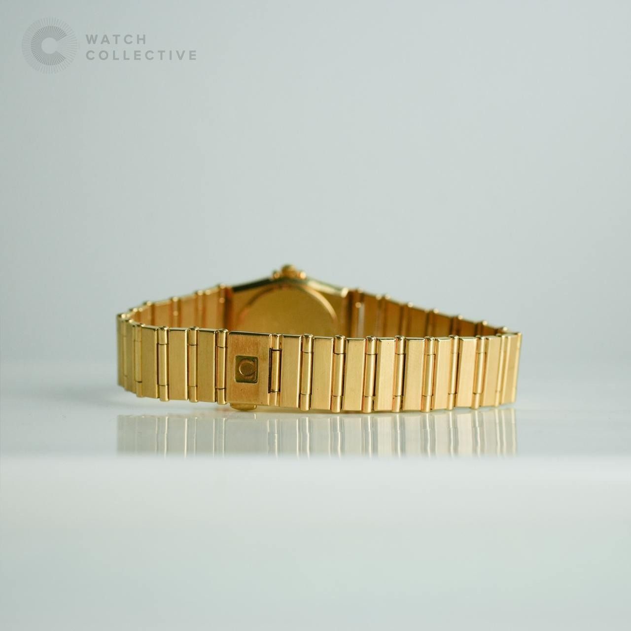Omega Constellation 18k Solid gold MOP diamond bezel ladies 22mm quartz 8951081.1