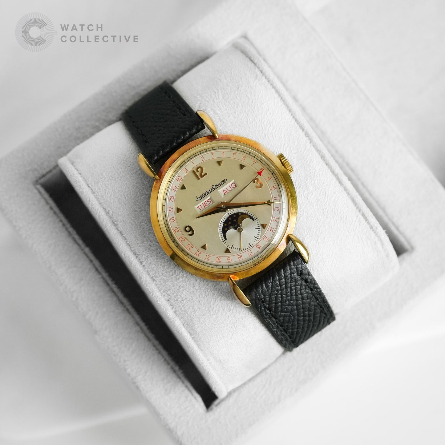 Jaeger-LeCoultre Triple Calendar Moonphase 18k Yellow gold 35mm manual 141.008.1