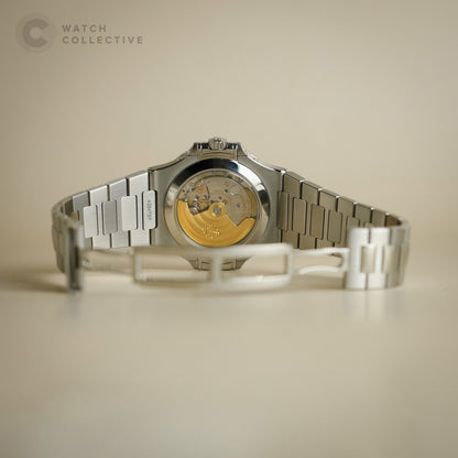 Patek Philippe Nautilus stainless steel 40mm automatic 5726/1A-014