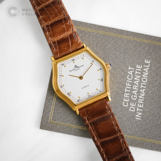 Baume et Mercier Vintage Tortue 18K Yellow Gold White Dial Brown Leather Strap 30mm Quartz