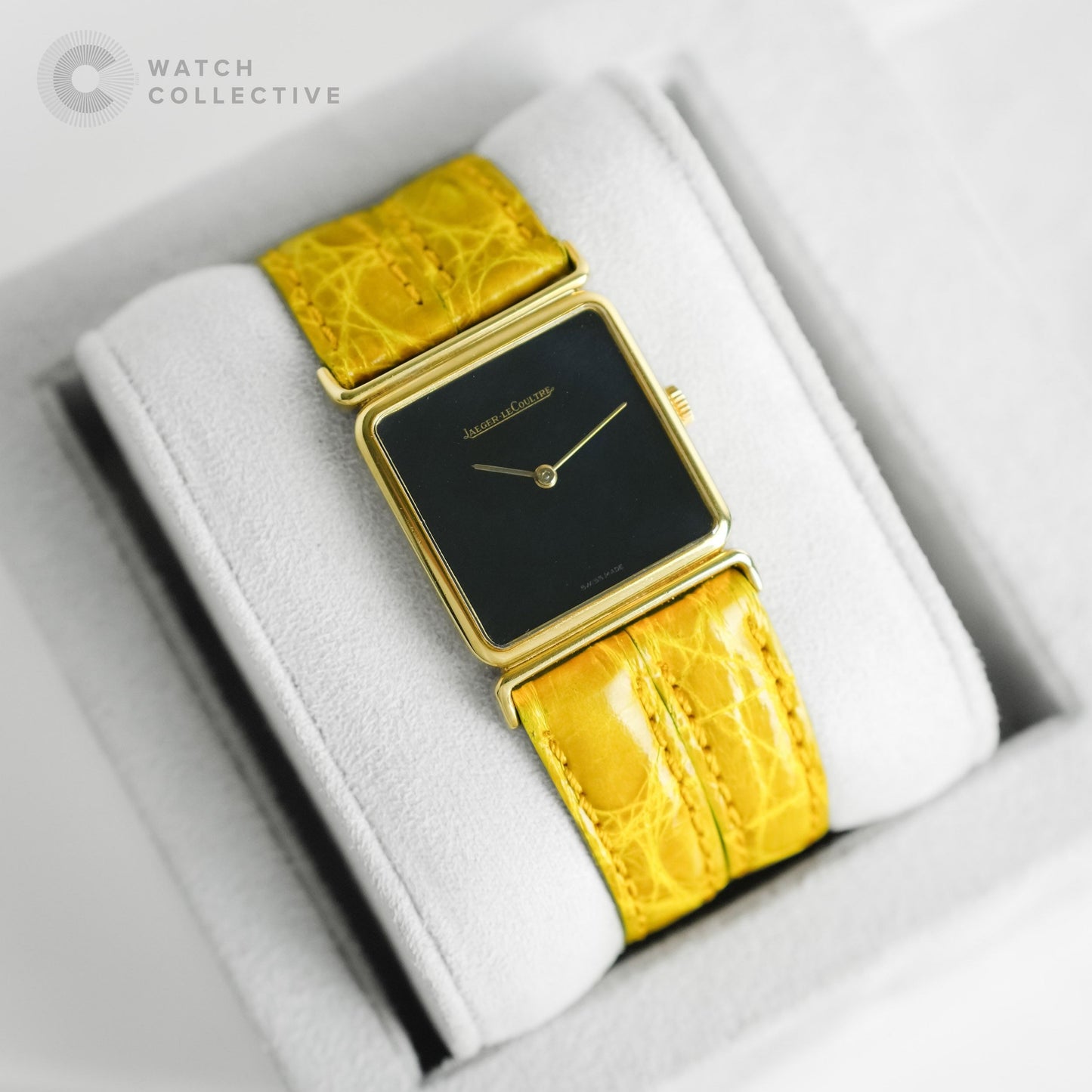 Jaeger-LeCoultre Square Onyx Dial 750 Yellow Gold 26mm Manual 911721