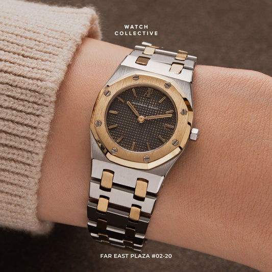 Audemars Piguet Royal Oak Black Dial Two Tone Gold Steel 26mm Quartz 6007SA