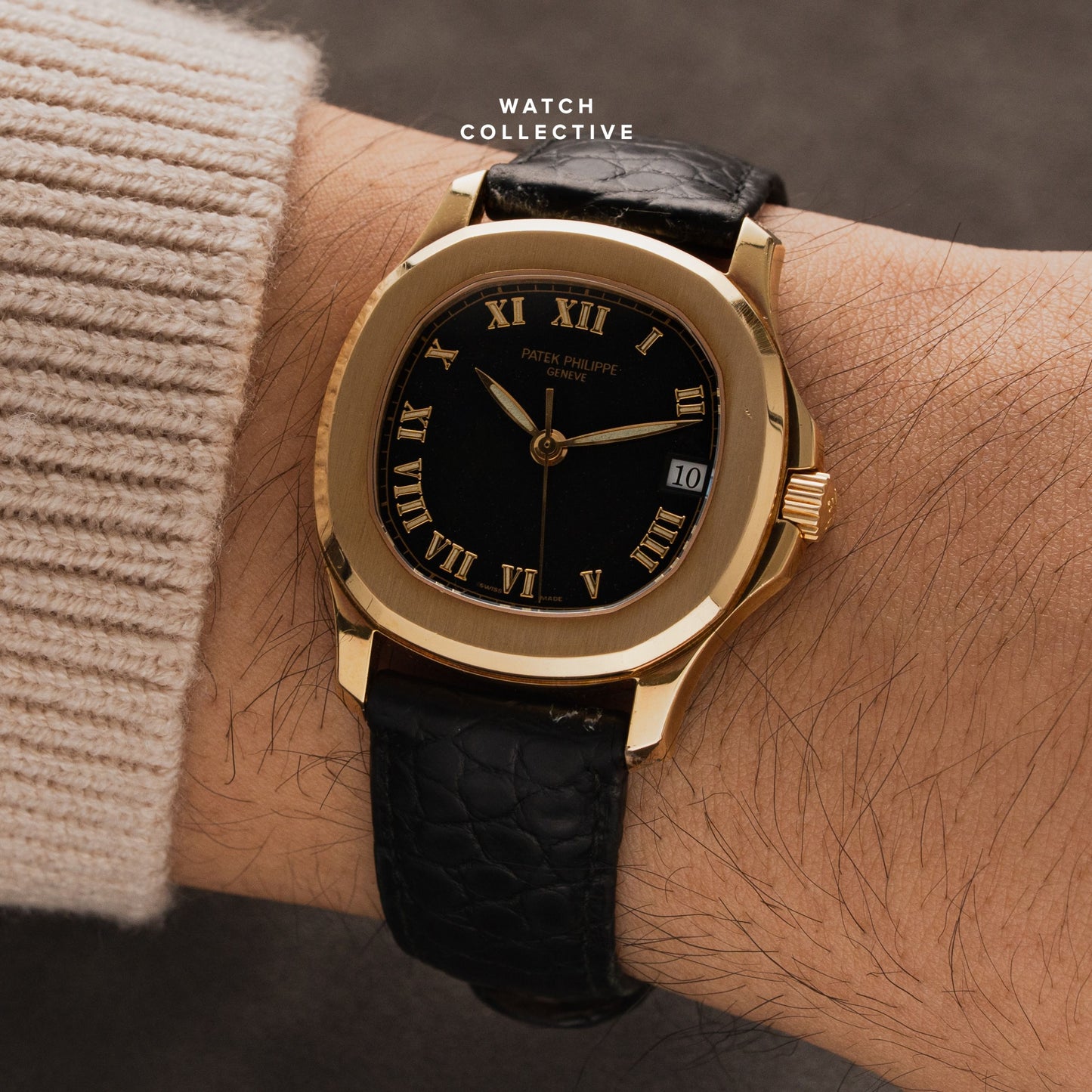 Patek Philippe Aquanaut 18k Yellow Gold black dial 35mm automatic 5060J