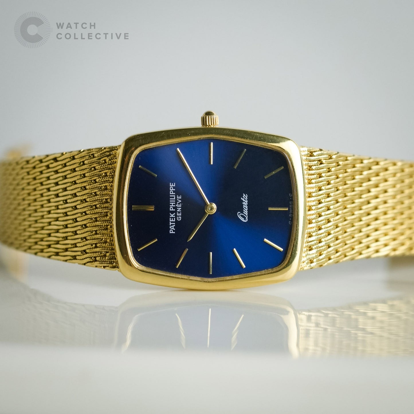 Patek Philippe Ellipse 18k Yellow gold 26x31mm quartz 3856