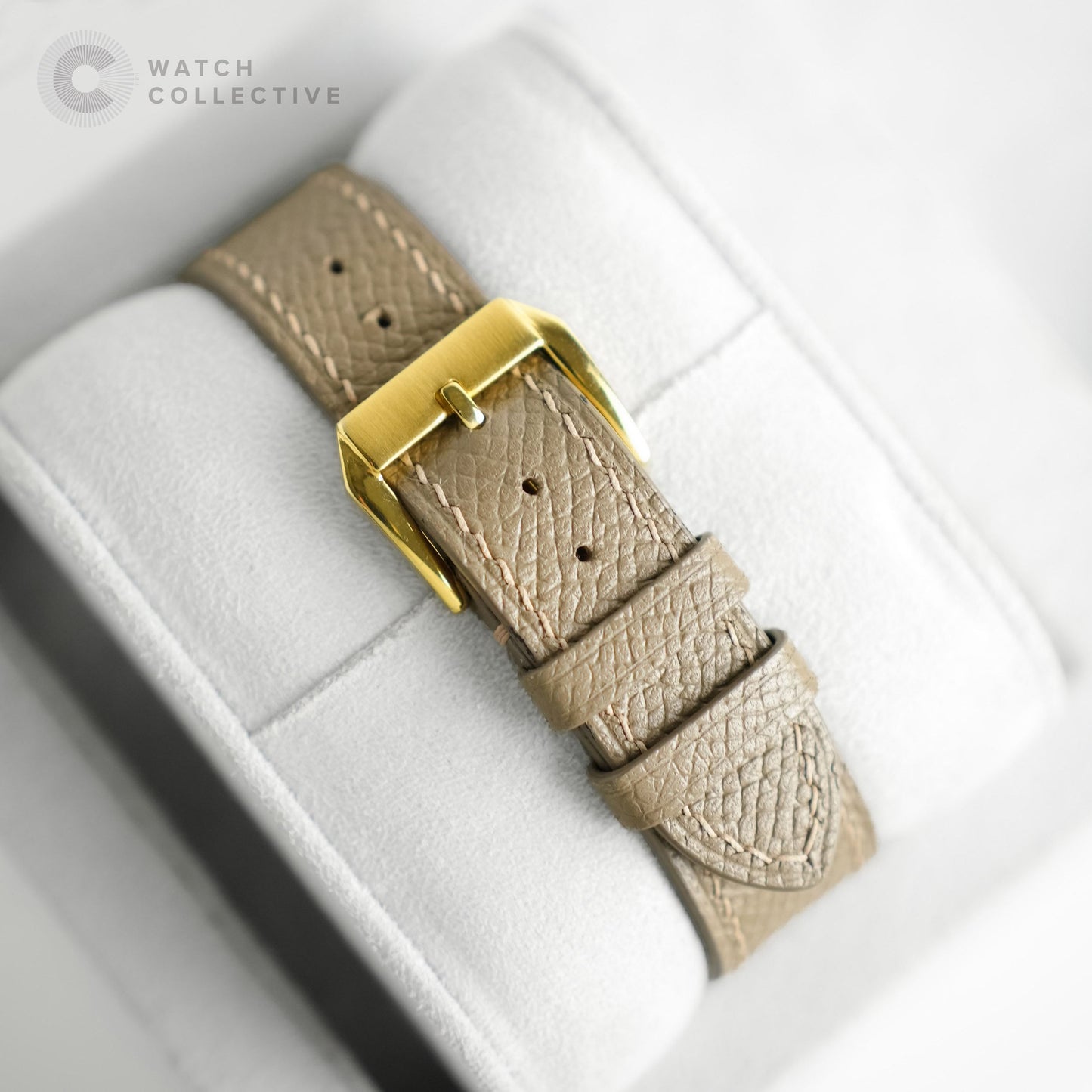 Universal Geneve Uni-Compax Chronograph 18k Yellow Gold 37mm Manual 124103