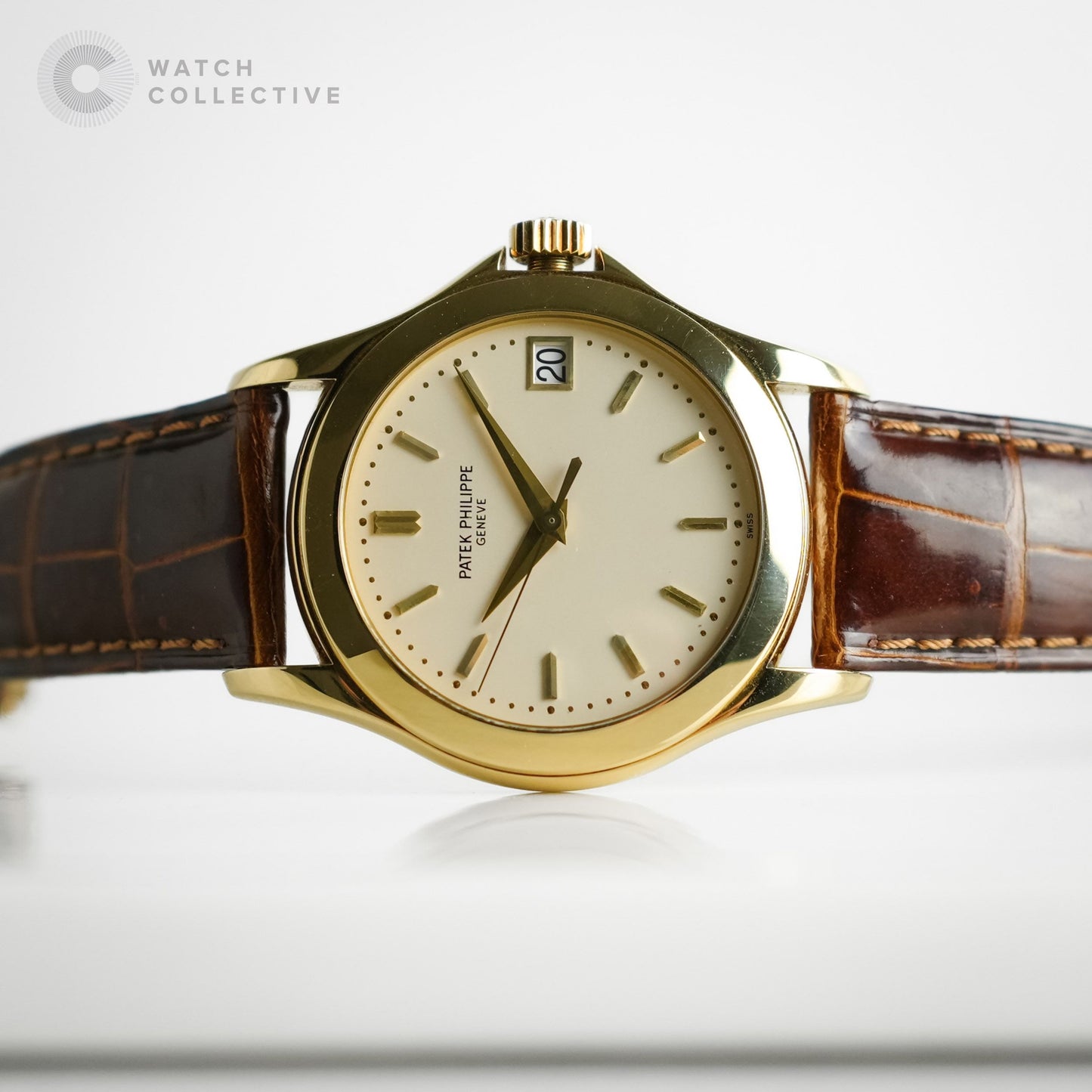 Patek Philippe Calatrava 18k Yellow Gold 37mm Automatic 5107J