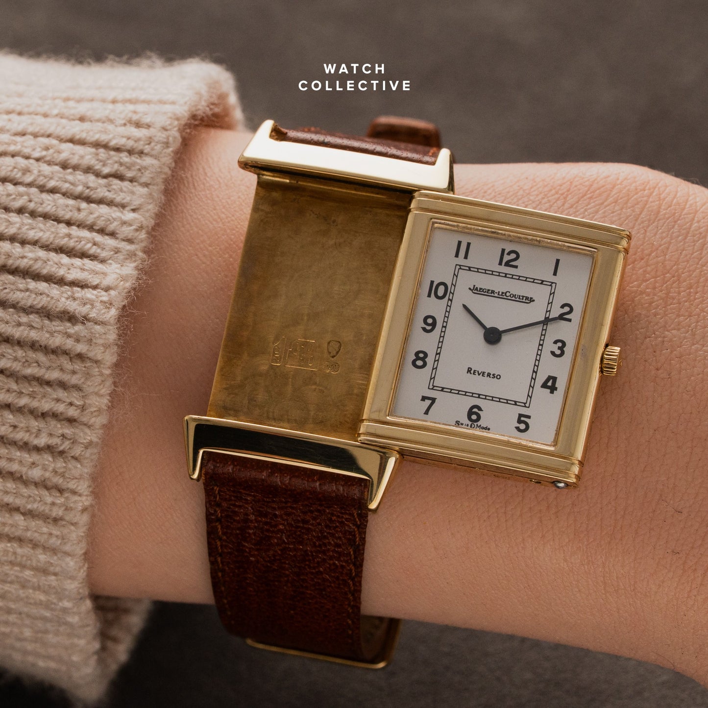 Jaeger-LeCoultre Reverso Ultrathin 18k Yellow gold 23x38mm quartz 140.105