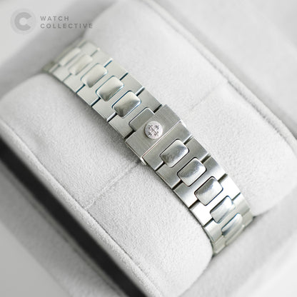 MINT UNPOLISHED Patek Philippe Nautilus 3900 Steel Quartz 32.5mm