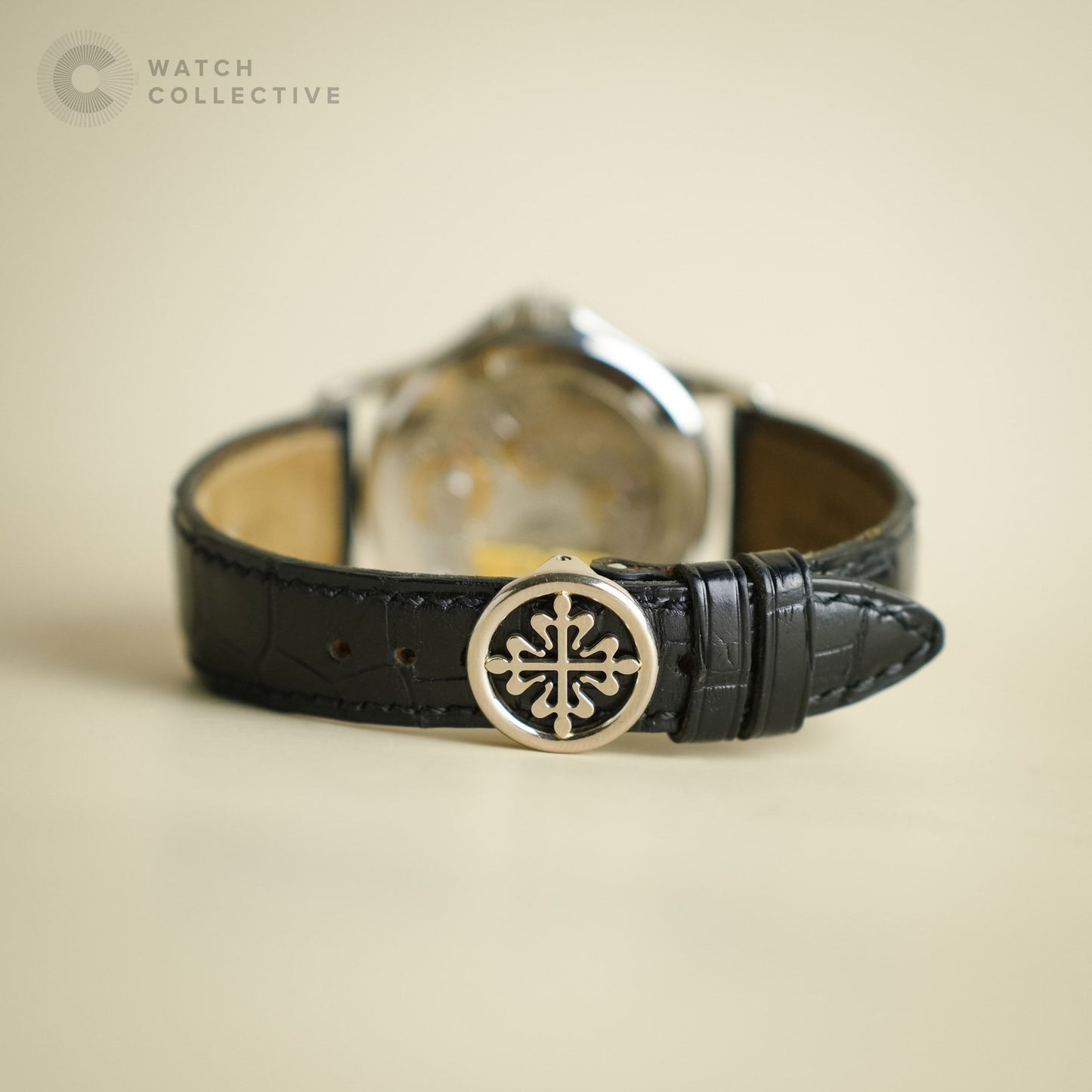 Patek Philippe World Time 18k White gold 37mm automatic 5110G-001