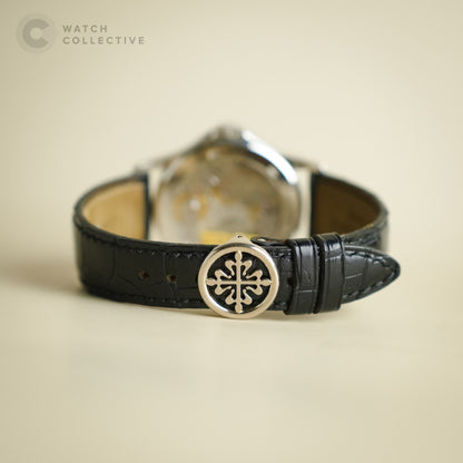 Patek Philippe World Time 18k White gold 37mm automatic 5110G-001